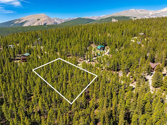 3rd image of 132 Gold Trail Circle