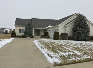 8960 Bear Creek Dr, Sylvania, OH 43560