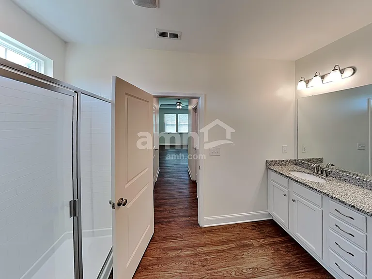 6177 Rosemore Ln — Photo 10