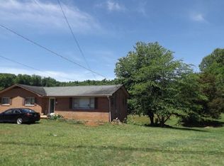 450 Cripple Creek Loop, Watauga, TN 37694