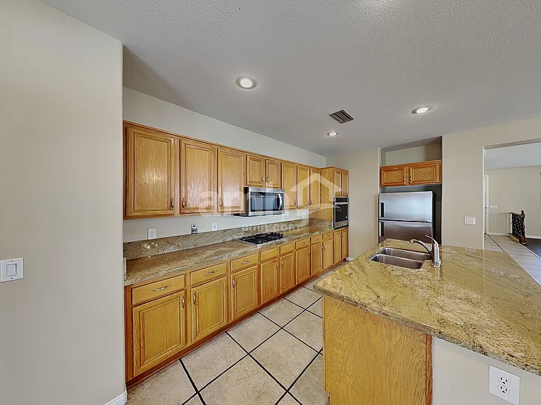 903 Golden Poppy St — Photo 4