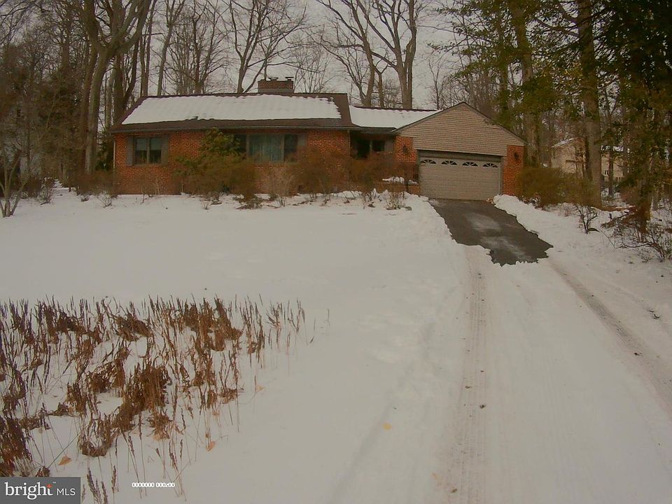 1st image of 1415 Windybush Rd