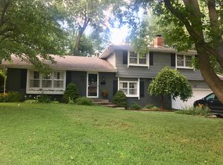 2353 E Cherryvale St, Springfield, MO 65804