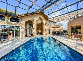 212 Silverado Dr, Naples, FL 34119