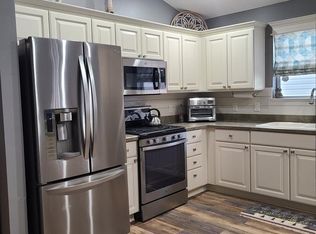 413 Valverda Dr, The Villages, FL 32162