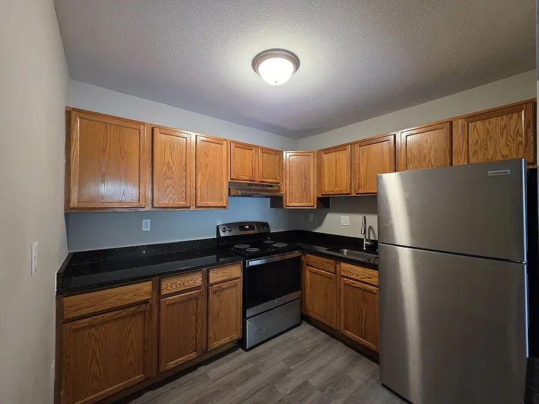 44 Barnes Ave #6B — Photo 3