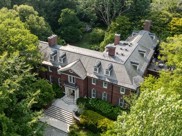 381 Warren St, Brookline, MA 02445