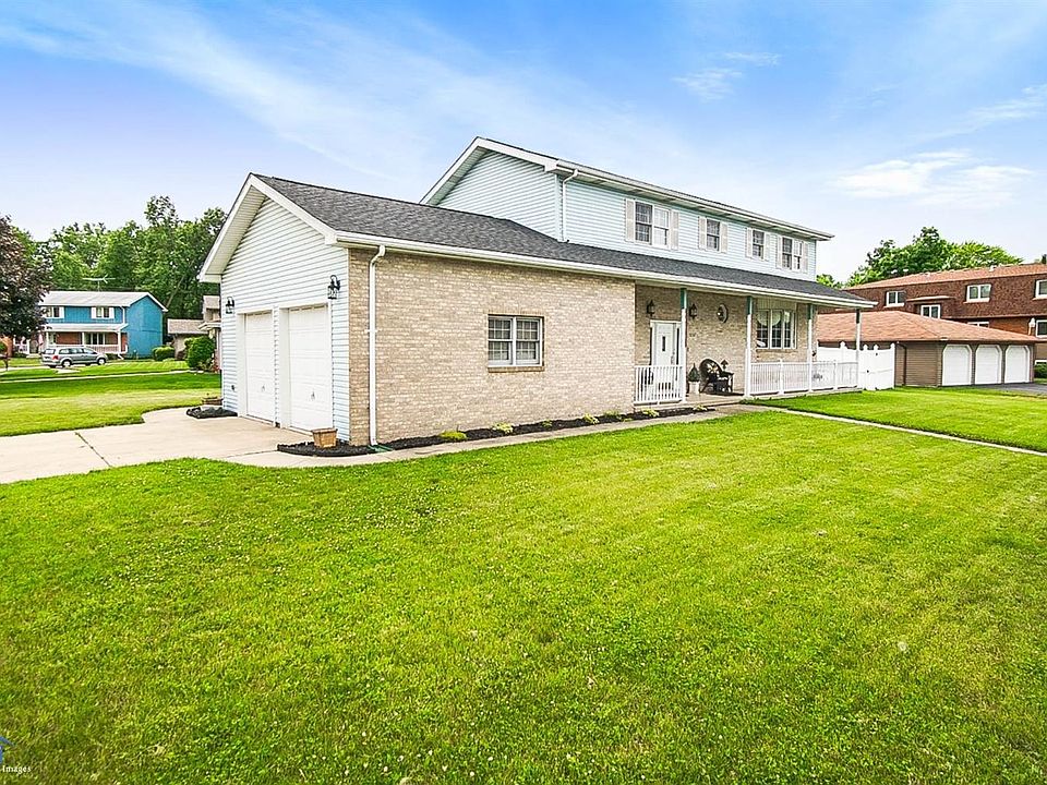 2nd image of 1237 Woodhollow Dr