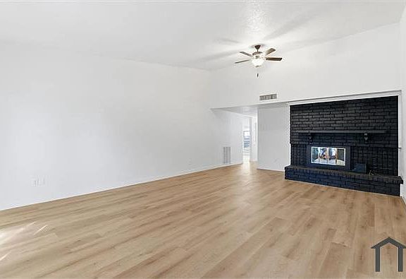 4th image of 4333 Thicket Dr