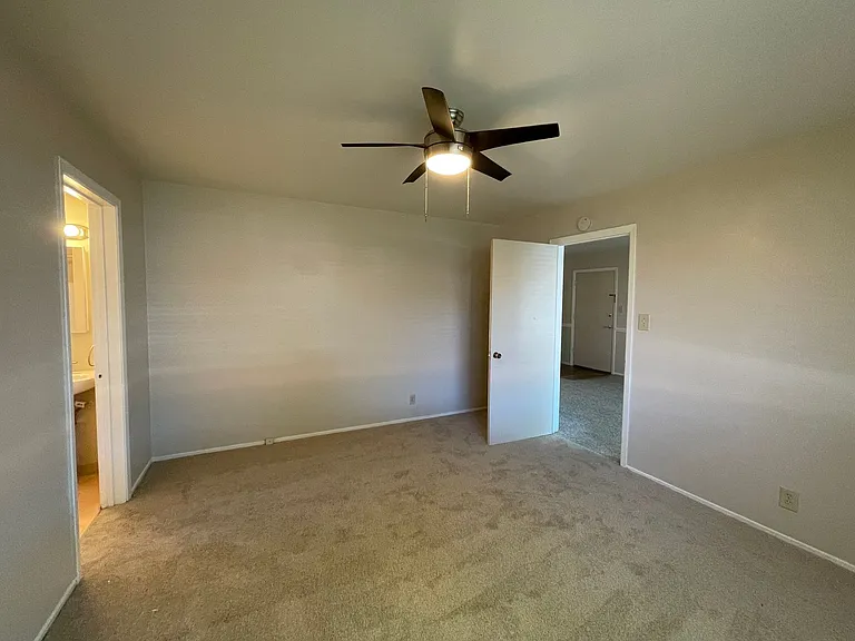 5488 Carlson Dr #&-5492 — Photo 14