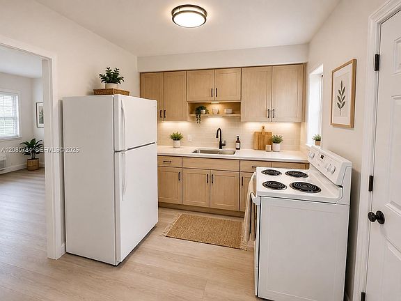 4th image of 3790 SW 27th St #3790