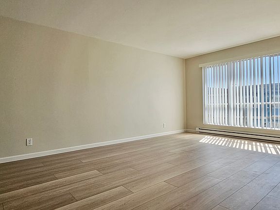 2nd image of 1246 20th Ave APT 3