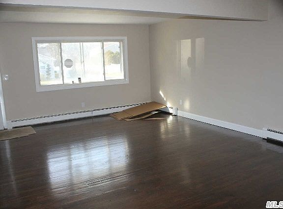 5th image of 55 Avenue E