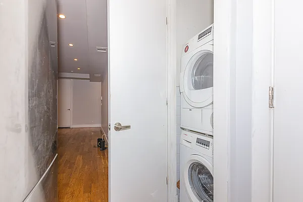 Rented by MySpaceNYC | media 30