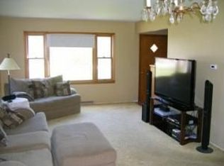 W2908 Warbler Ln, Sheboygan Falls, WI 53085