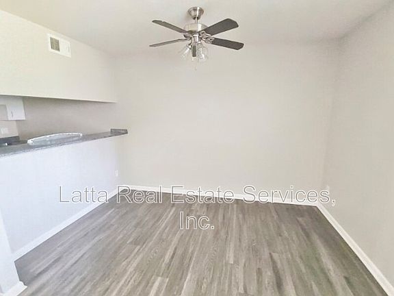 5th image of 12400-16 E 40th St S #B