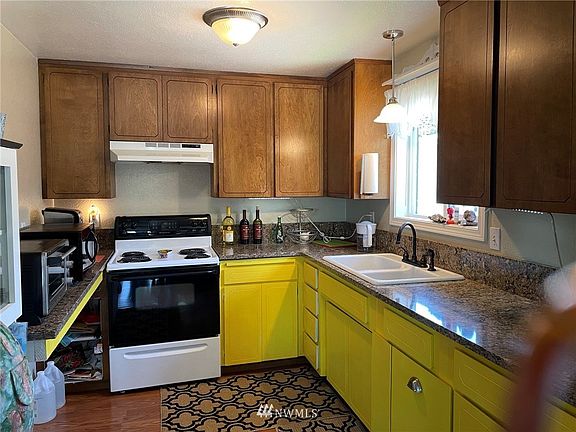 4th image of 1314 W 15th St