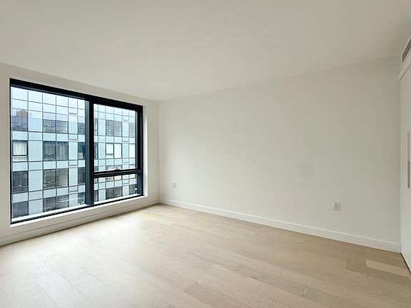 4th image of 144-49 Northern Blvd #630-A