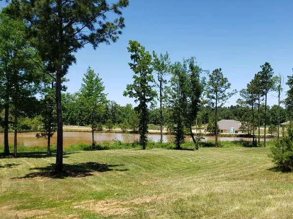 Courtney Way, Texarkana, TX 75501