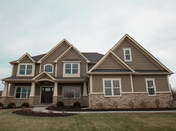 313 White Pines Ln, Oswego, IL 60543