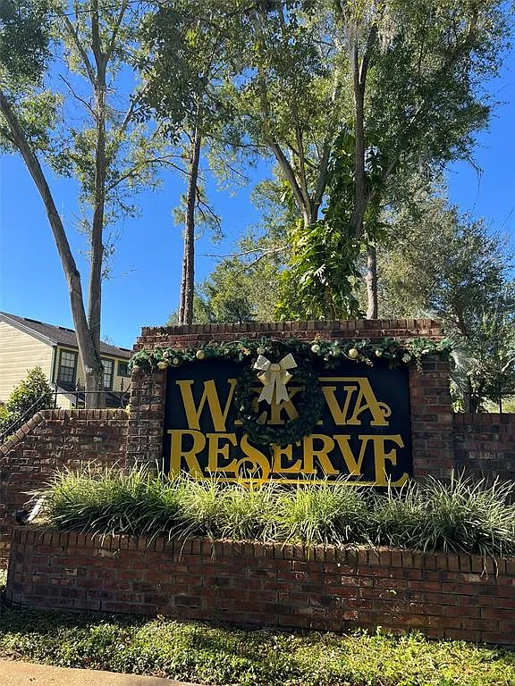 2 bed, 2.5 bath, 1223 sqft, $2,095 — Photo 2