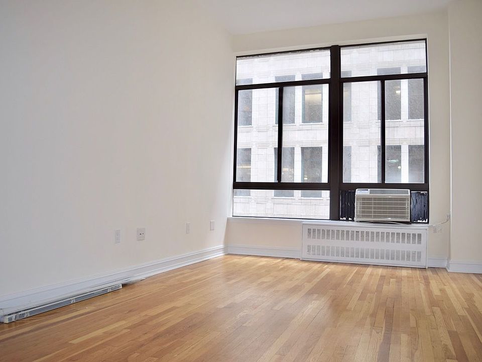 2nd image of 1 Astor Pl APT 7F