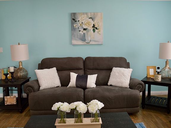 3rd image of 8060 Laurel Canyon Blvd