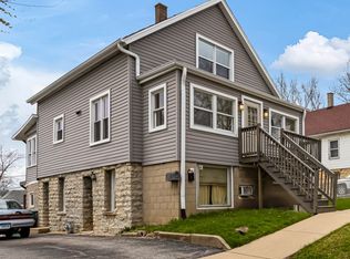 807 N Center St, Joliet, IL 60435