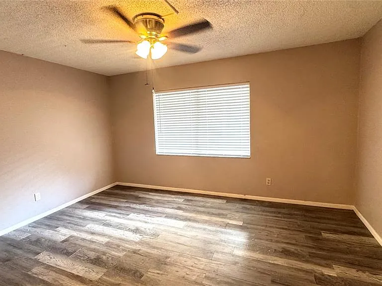 5508 Pokeweed Ct #146 — Photo 13