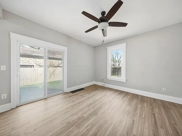 351 W William St — Photo 16