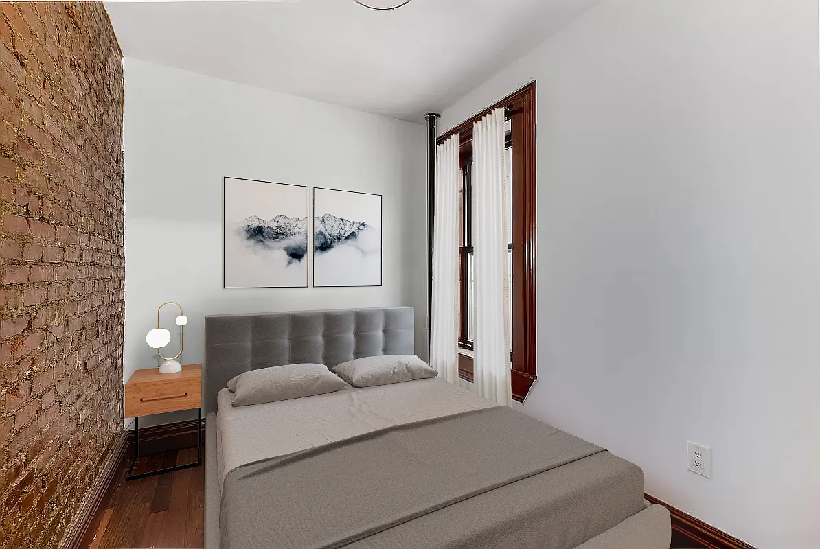 1392 Madison Avenue — Photo 3