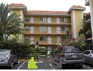 3rd image of 924 SE 2nd St APT 5