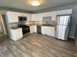 1206 W Hill St APT A, Urbana, IL 61801