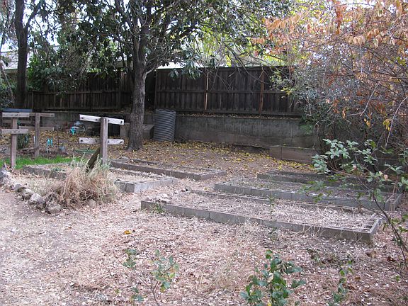 5th image of 5641 Dewey Dr