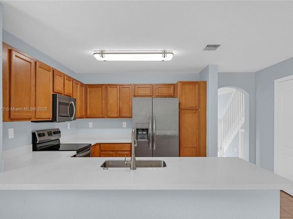 3197 SW 128th Way #135