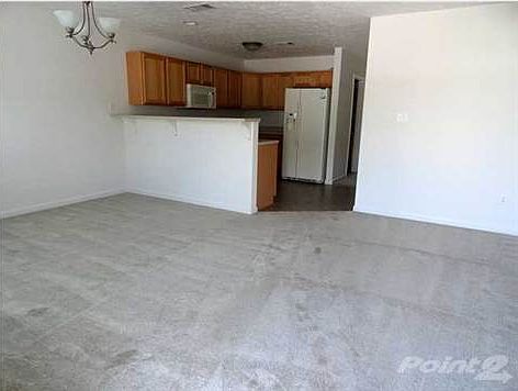 3rd image of 5412 Statler Ave