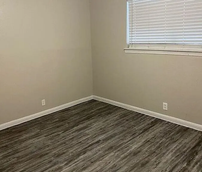 1729 Cox St — Photo 224