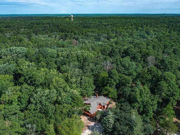 3rd image of 716 County Road 4555