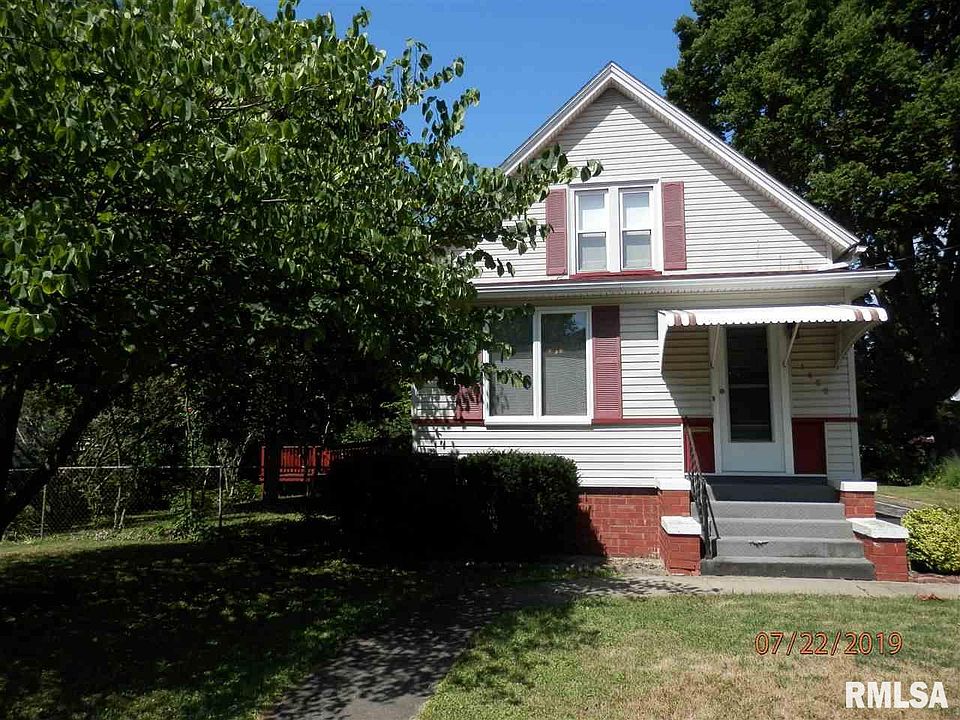 1st image of 1452 Willard St