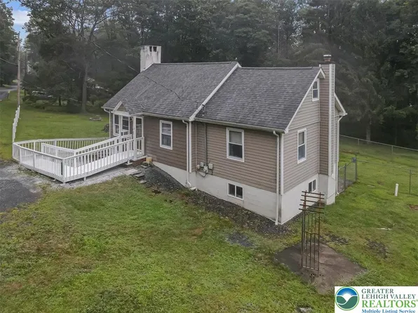 9338 Sherwood Dr, Kunkletown, PA 18058