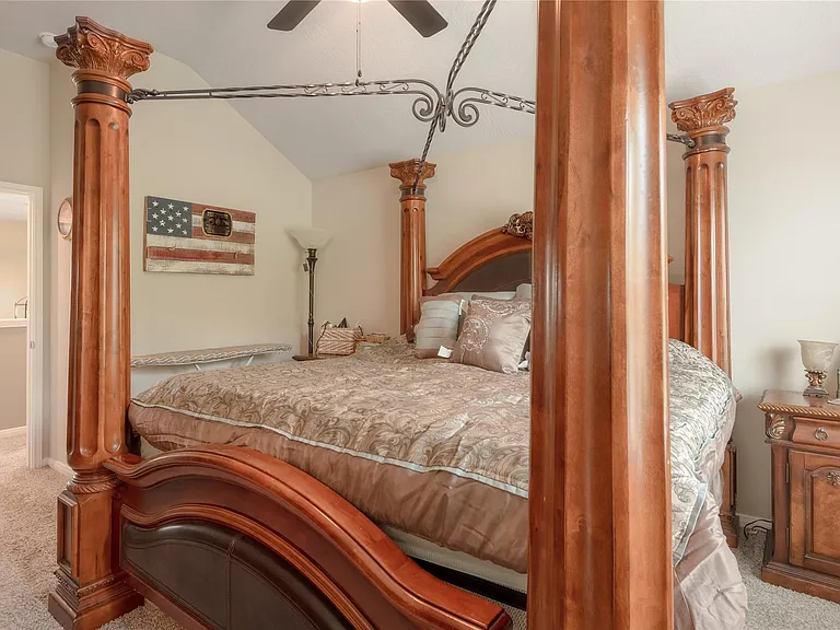 127 Worley Way — Photo 12