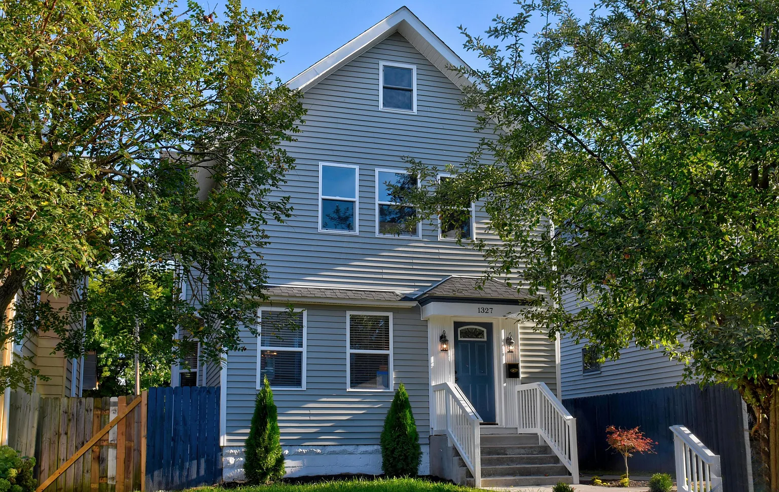1327 Hildreth Ave photo 1