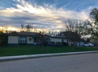 720 Emerson Ave, Kinsley, KS 67547