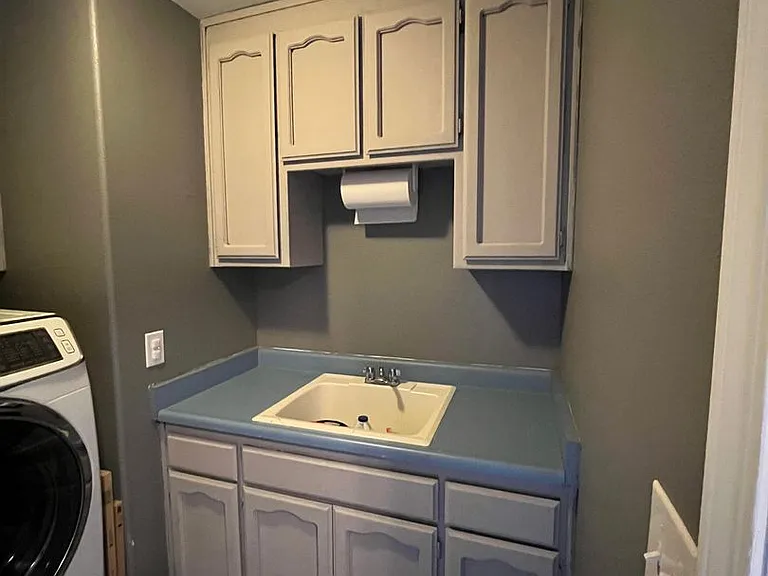8957 Knobhill Cir — Photo 19