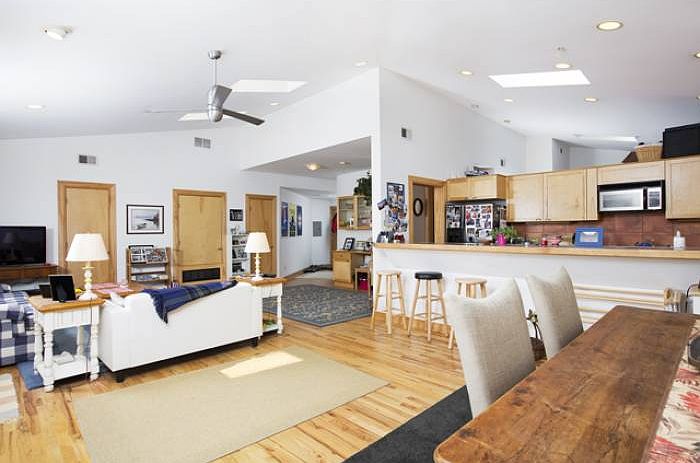 1st image of 1034 N Logan St APT 2N