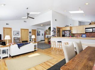 1034 N Logan St APT 2N, Denver, CO 80203