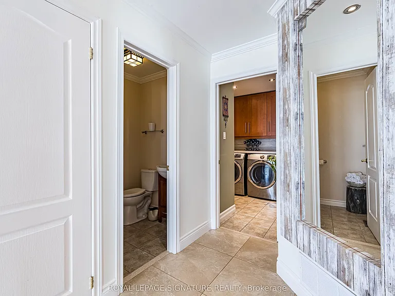 5571 Spangler Dr — Photo 11