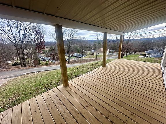 3rd image of 99 Cornell Dr