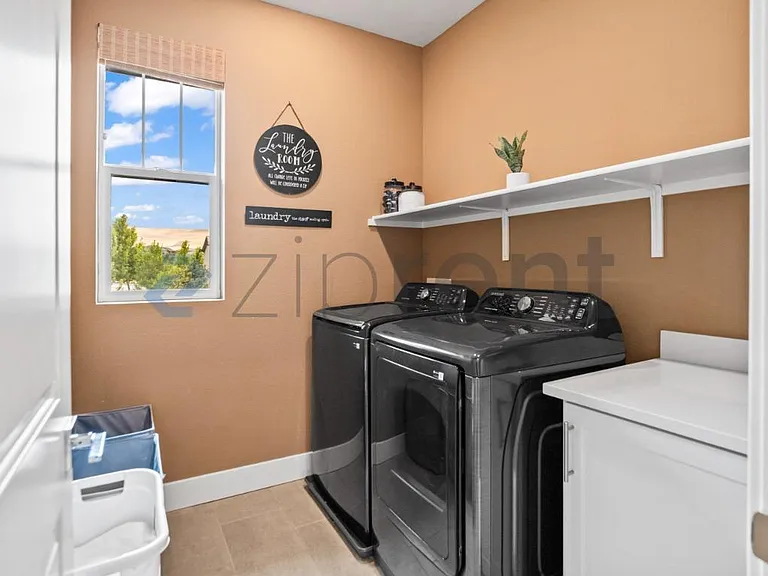 5996 Markham Dr — Photo 28