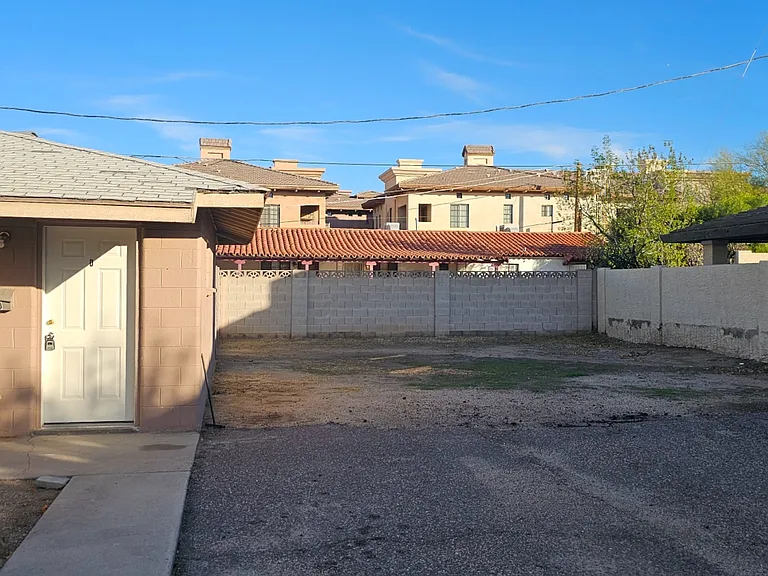 2138 E Turney Ave #A — Photo 17